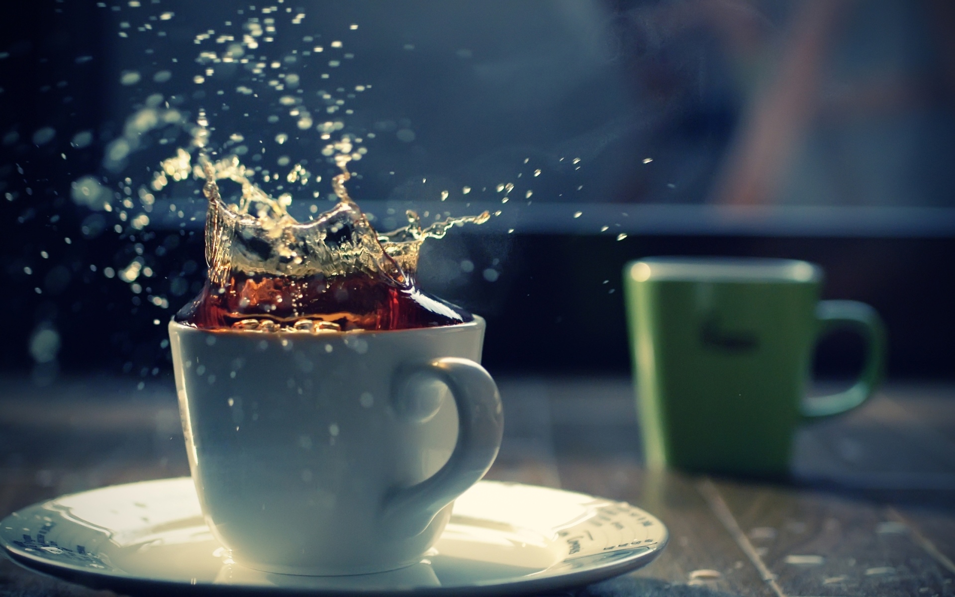 11 Signs Which Tell That You Are Into A Committed Relationship With Tea